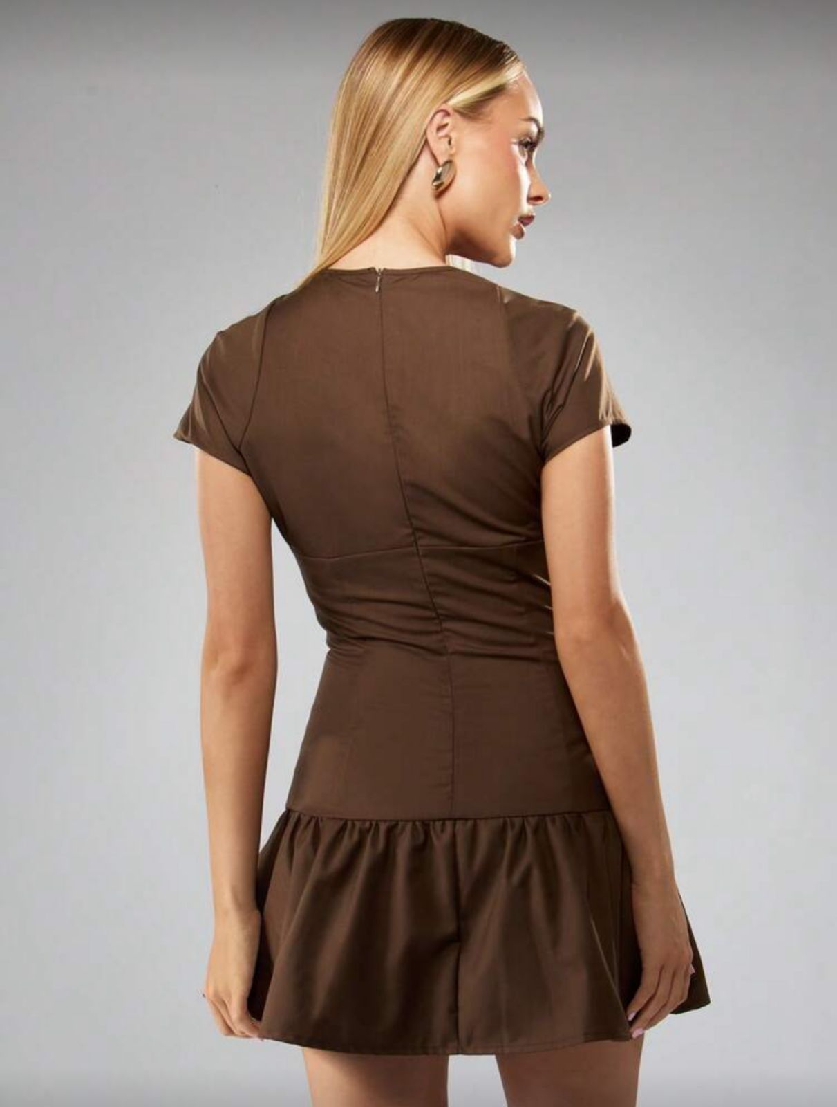 Vestido mini marrón